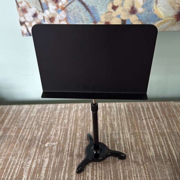 American Girl Doll Flute & Stand. Excellent Condition - Picture 14 of 16